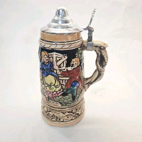 Vintage Toyo Wind Up Musical Beer Stein metal lid wooden base Japan - Picture 1 of 7